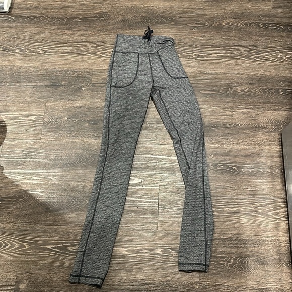 Lululemon Skinny Will Leggings - Picture 2 of 3